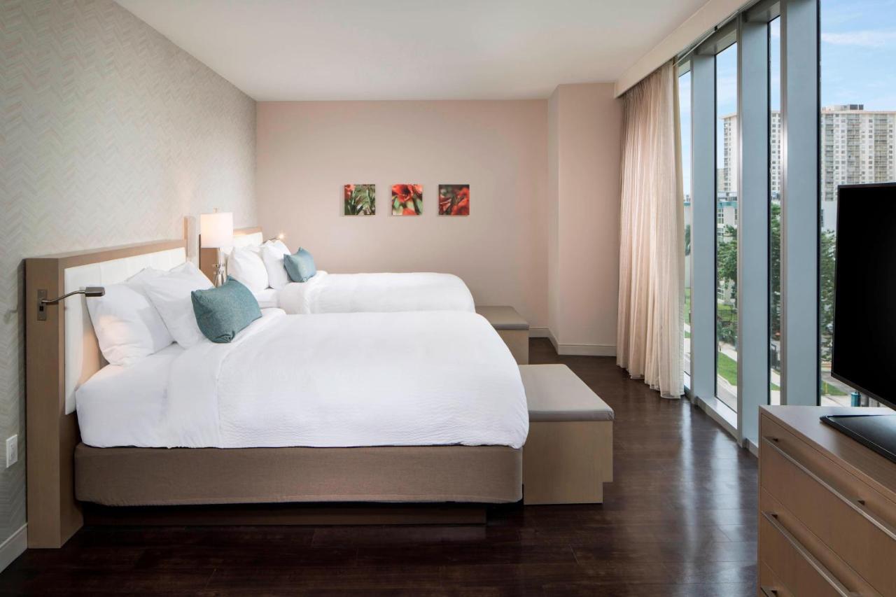 Residence Inn Miami Sunny Isles Beach Exterior foto